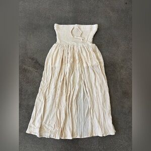 Kendall & Kylie Cream Strapless Dress or skirt